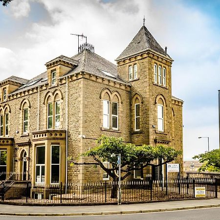 Stay Suites Huddersfield Buitenkant foto